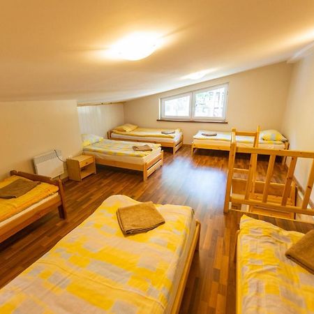 Pensjonat Lido Antonin  Ngoại thất bức ảnh